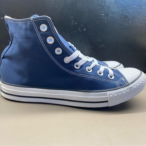 Converse Other - New with Box Unisex Converse Chuck Taylor All Star Hi High Top Navy M9622 Size